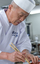 Head chef of Aburaya Bekkan Nagomitei Yasuji Ichii